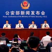 長江非法采砂觸目驚心：“聯合艦隊”涉案過億 一年挖走20年沉砂量